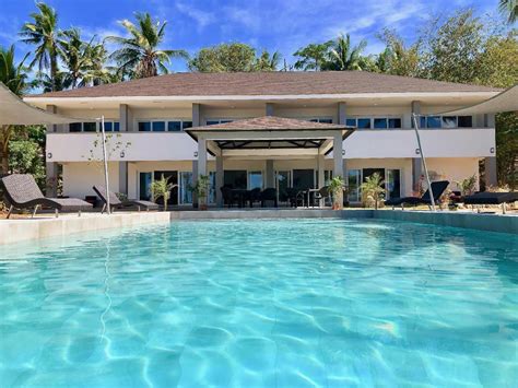 Sunset cove beach resort - The Sunset Cove Beach Resort is ideally placed near some of Key Largo, Florida's most popular sites, including Pennekamp Coral Reef State Park. Deep-sea fishing, sailing, snorkelling and boat cruises are also easily accessible from the property. 
